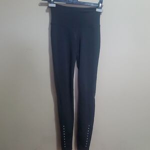 Old Navy Active Black High-Waisted Leggings with Studded Detail Size XS